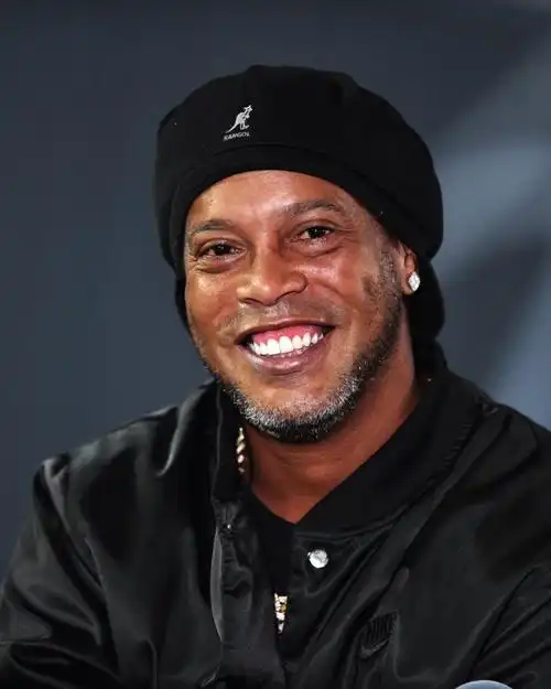 俱乐部之间 俱乐部之间